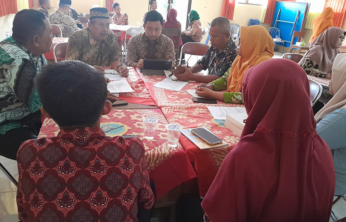 EDUKASI: Suasana workshop penyusunan regulasi tindak kekerasan di lingkungan sekolah di SMPN 5 Purworejo beberapa waktu lalu.ISTIMEWA
