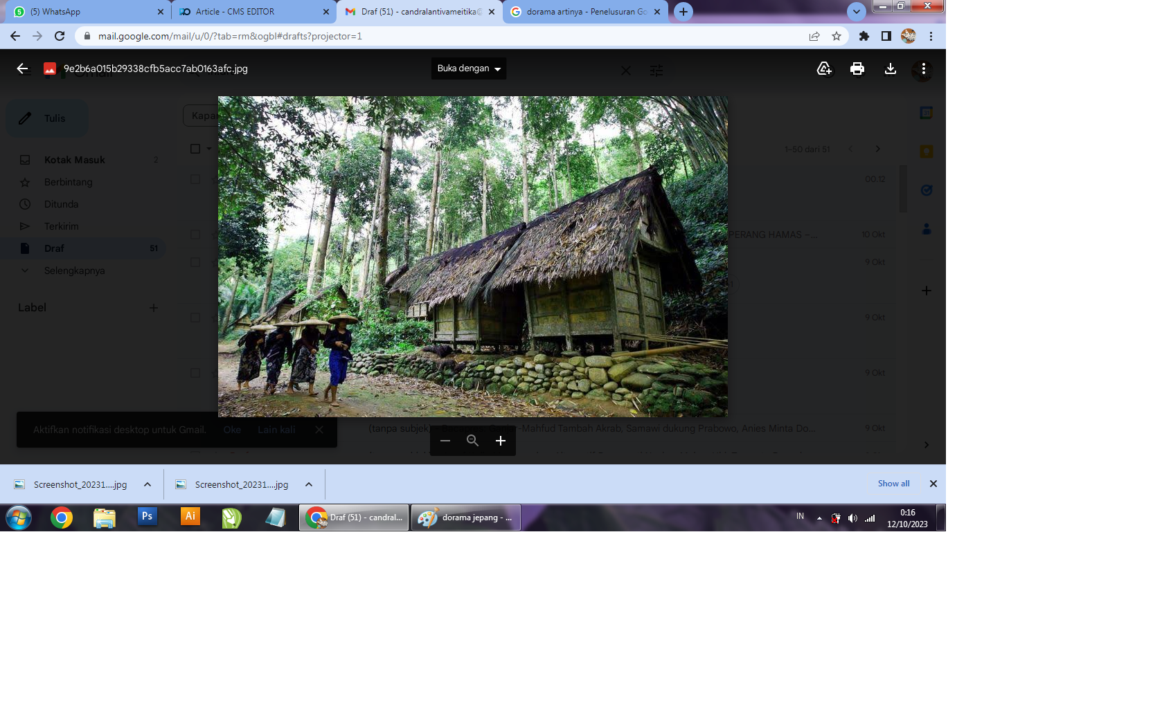 Pesona Kampung Baduy yang masih asri dan sejuk telah menjadi kawasan blank spot. (Pinterest/@Orlensia Lie)