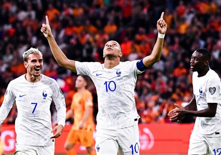 MENANG: Kylian Mbappe bawa Prancis kalahkan Belanda, pada laga Kualifikasi Euro 2024 Grup B di Johan Cruyff Arena, Sabtu (14/10/2023) dini hari. (Dok Equipedefrance)