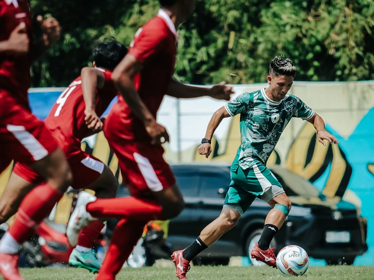 UJI TANDING: PSS Sleman uji tanding dengan Persiba Bantul di Lapangan Pakembinangun, Sleman, Sabtu (14/10).(Dok PSS Sleman)