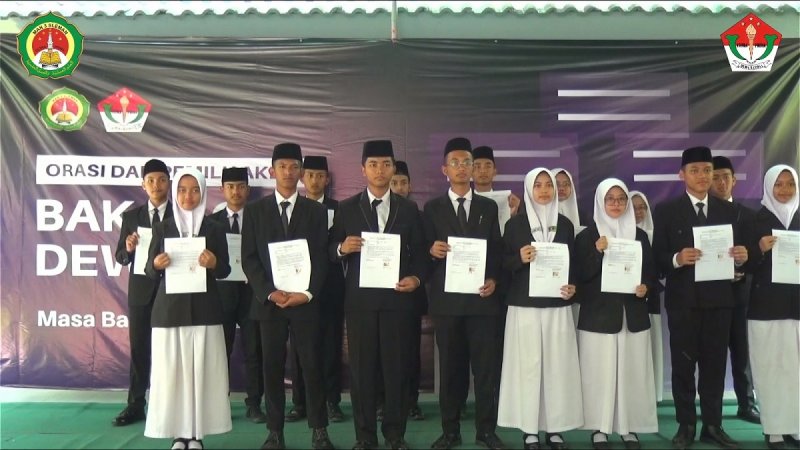 Madrasah Aliyah Negeri (MAN) menyelenggarakan pemilihan pemimpin pengurus organisasi Dewan Siswa (Dewa)