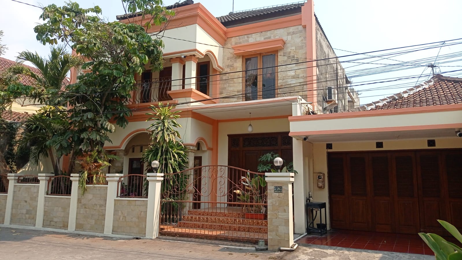 ASRI: Rumah Mahfud Md di Sambilegi, Maguwoharjo, Depok, Sleman, Rabu (18/10). (Dwi Agus/Radar Jogja)
