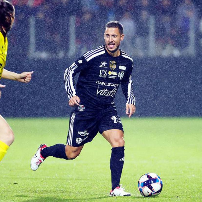 Eden Hazard ketika kembali bermain sepakbola setelah memutuskan pensiun (sumber foto V.Lefour/Belga)