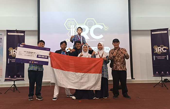 BERPRESTASI: Tim Robotic MTsN 6 Sleman berhasil menjadi juara dua dari IIUM Robotic Championship (IRC).Dokumentasi MTsN 6 Sleman