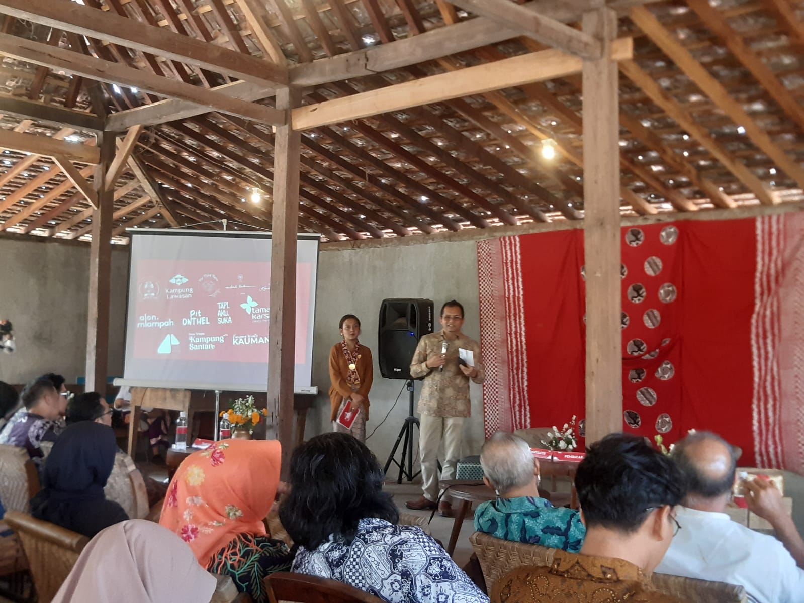 OPTIMAL: Workshop Kewirausahaan &lsquo;Upaya dan Strategi Kompetensi Sumber Daya UMKM yang Unggul&rsquo;, di Kopi Lumbung Mataram, Kotagede. (ISTIMEWA)