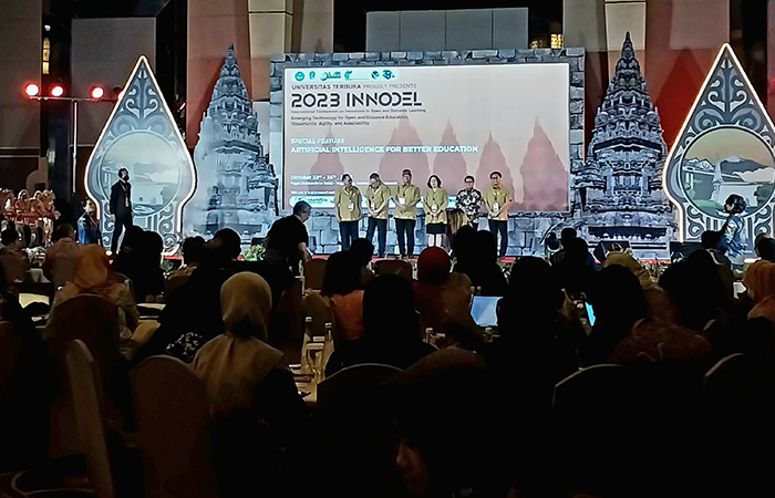 MERIAH: Pembukaan 3rd International Conference on Innovation in Open and Distance Learning (INNODEL) 2023 yang diselenggarakan oleh Universitas Terbuka (23/10).WULAN YANUARWATI/RADAR JOGJA&nbsp;
