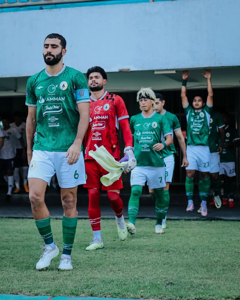SEMANGAT: Jihad Ayoub mengenakan ban kapten dalam pertandingan menghadapi Persik (Doc PSS Sleman)
