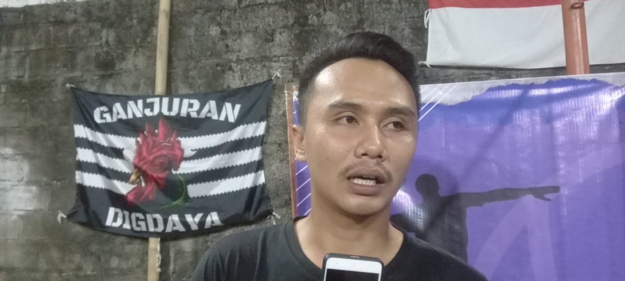 MERIAH: Ketua Muda-Mudi Ganjuran Ramdani Ardhi Prihatmoko. (Khairul Ma