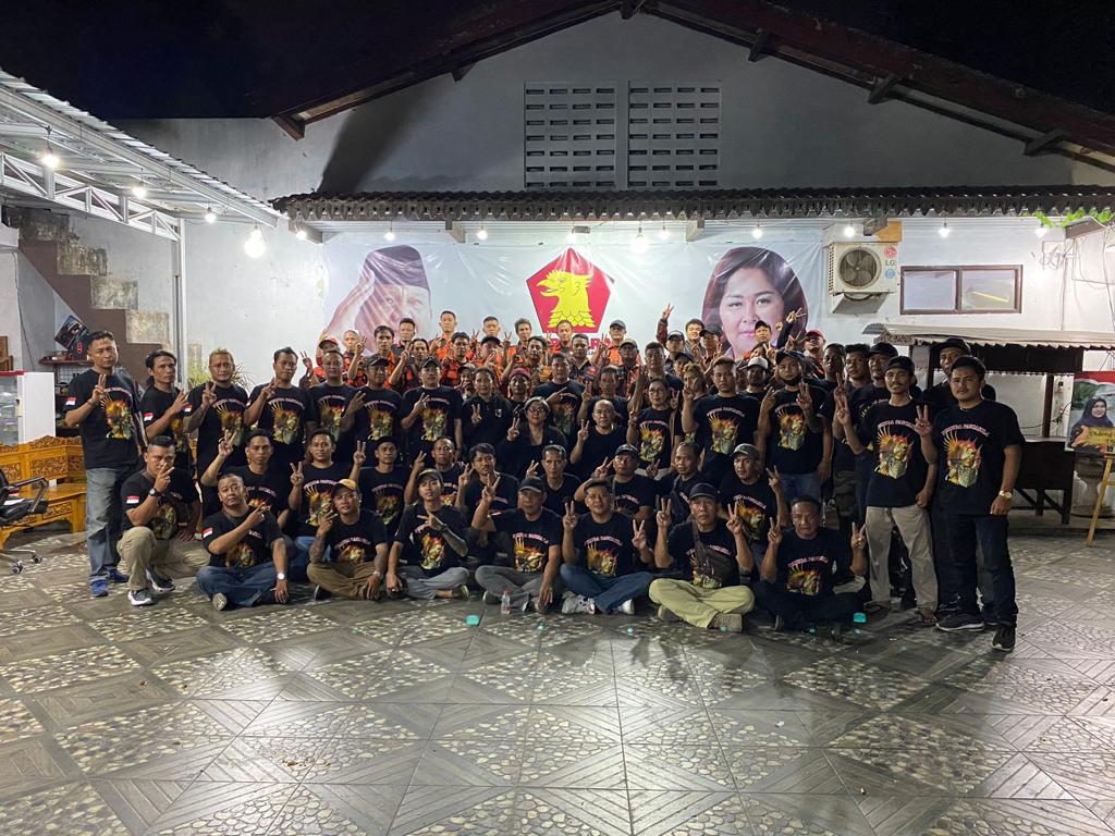 DUKUNGAN: Komando Inti (Koti) Mahatidana Pemuda Pancasila Kota Yogyakarta beri dukungan Yuni Astuti. (ISTIMEWA)