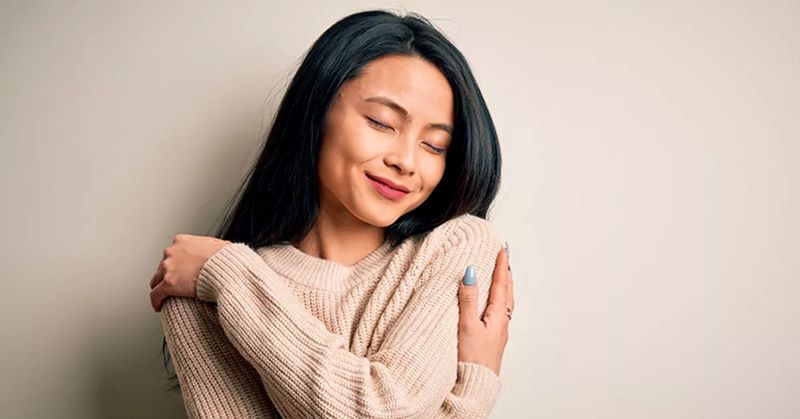 Butterfly Hug Foto, sumber: Web. Halodoc