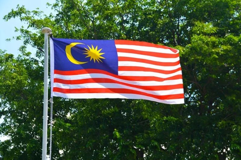 Ilustrasi bendera Malaysia berkibar.  (sumenep.pikiran-rakyat.com)