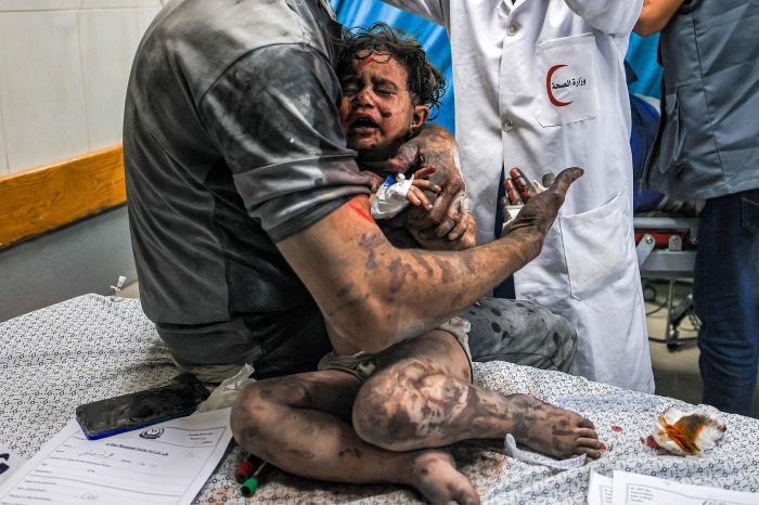 Penyerangan Israel di Gaza telah menewaskan 8.305 korban,yang mana hampir setengahnya merupakan anak-anak (Mediaindonesia.com)