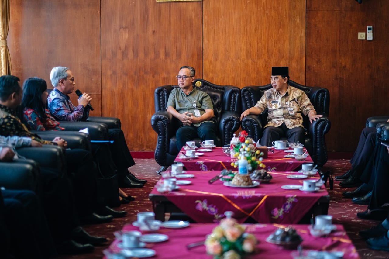KERJA SAMA: Wali Kota Magelang menerima kunjungan dari Sekolah Staf dan Pimpinan Luar Negeri (Sesparlu) Kementerian Luar Negeri RI, Rabu (1/11). (Dok Prokompim Kota Magelang)