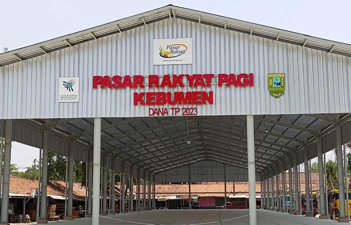BANGUNAN BARU : Konstruksi bangunan Pasar Pagi Kebumen telah berdiri dan siap ditempati para pedagang.M HAFIED/RADAR KEBUMEN
