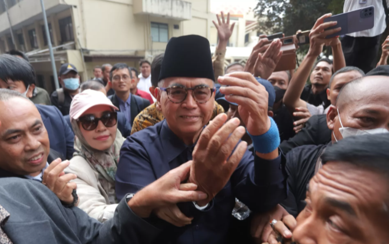 Panji Gumilang saat memenuhi panggilan  penyidik Bareskrim Polri beberapa waktu lalu. (jawapos.com)