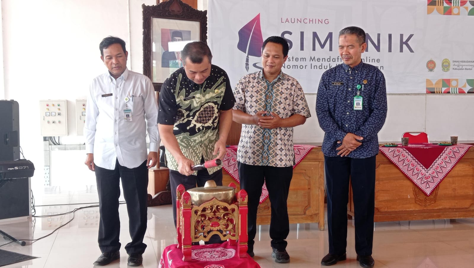 epala Kundha Kabudayan Kabupaten Bantul Nugroho Eko Setyanto saat meresmikan peluncuran Simonik Jumat (3/11).