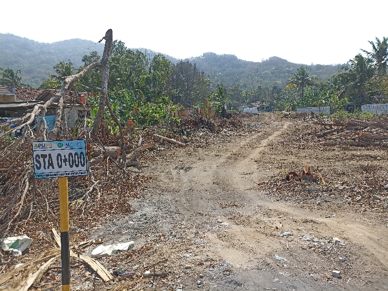 KEBUT: Salah satu bagian pembangunan JJLS di Bantul beberapa waktu lalu. (Gregorius Bramantyo/Radar Jogja)