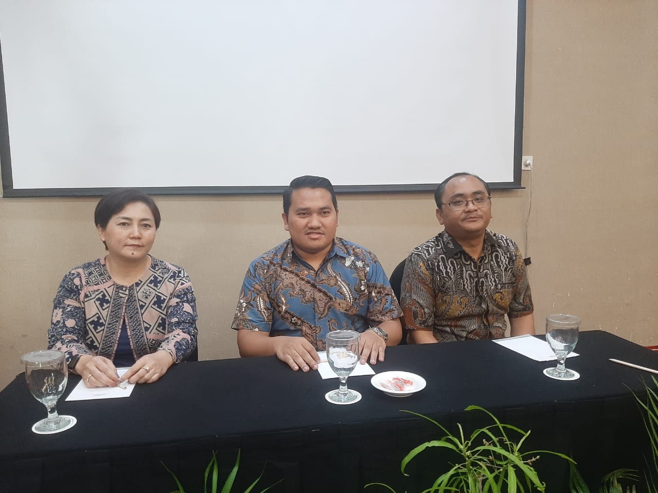 EKSAMINASI: Sejumlah pakar hukum di Kota Jogja melakukan eksaminasi terhadap putusan terdakwa Budi Hartono Linardi. (Khairul Ma
