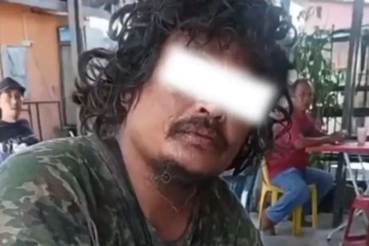Seorang ODGJ bertemu dengan mantan istrinya menjadi viral. (Twitter/ @sosmedkeras)