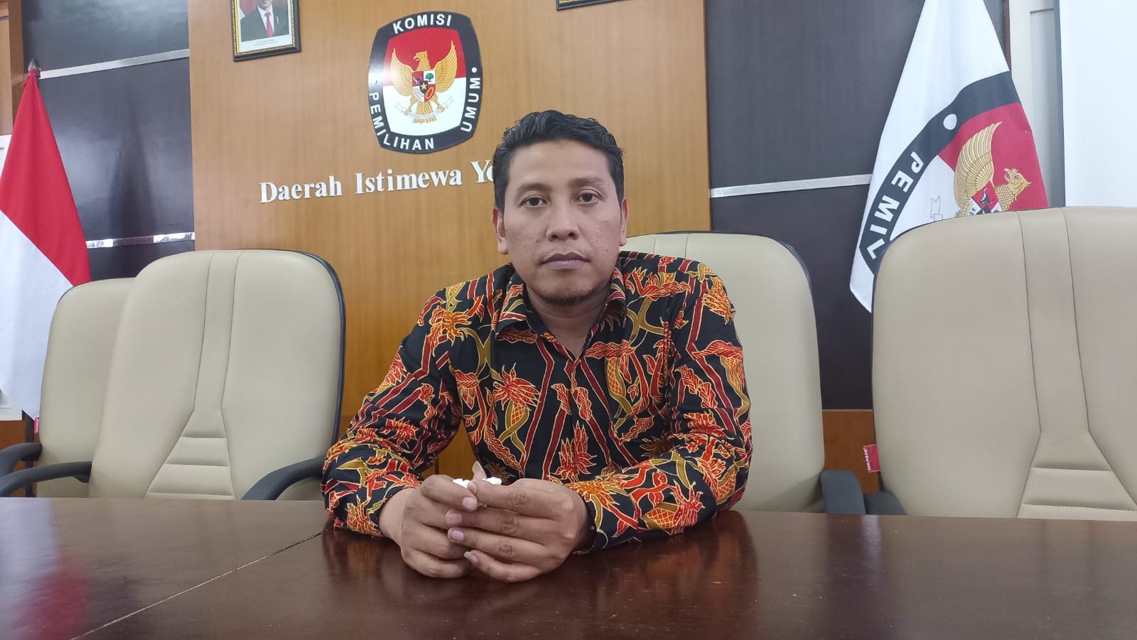 JUJUR DAN ADIL: Ketua KPU DIY Ahmad Shidqi. (Winda Atika I.P./Radar Jogja)