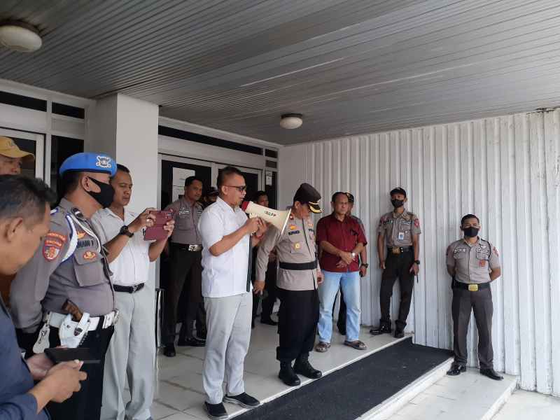 Direktur PT Primissima Nanggolo Mulyowaniadji saat memberi pernyataan - Iwan Nurwanto