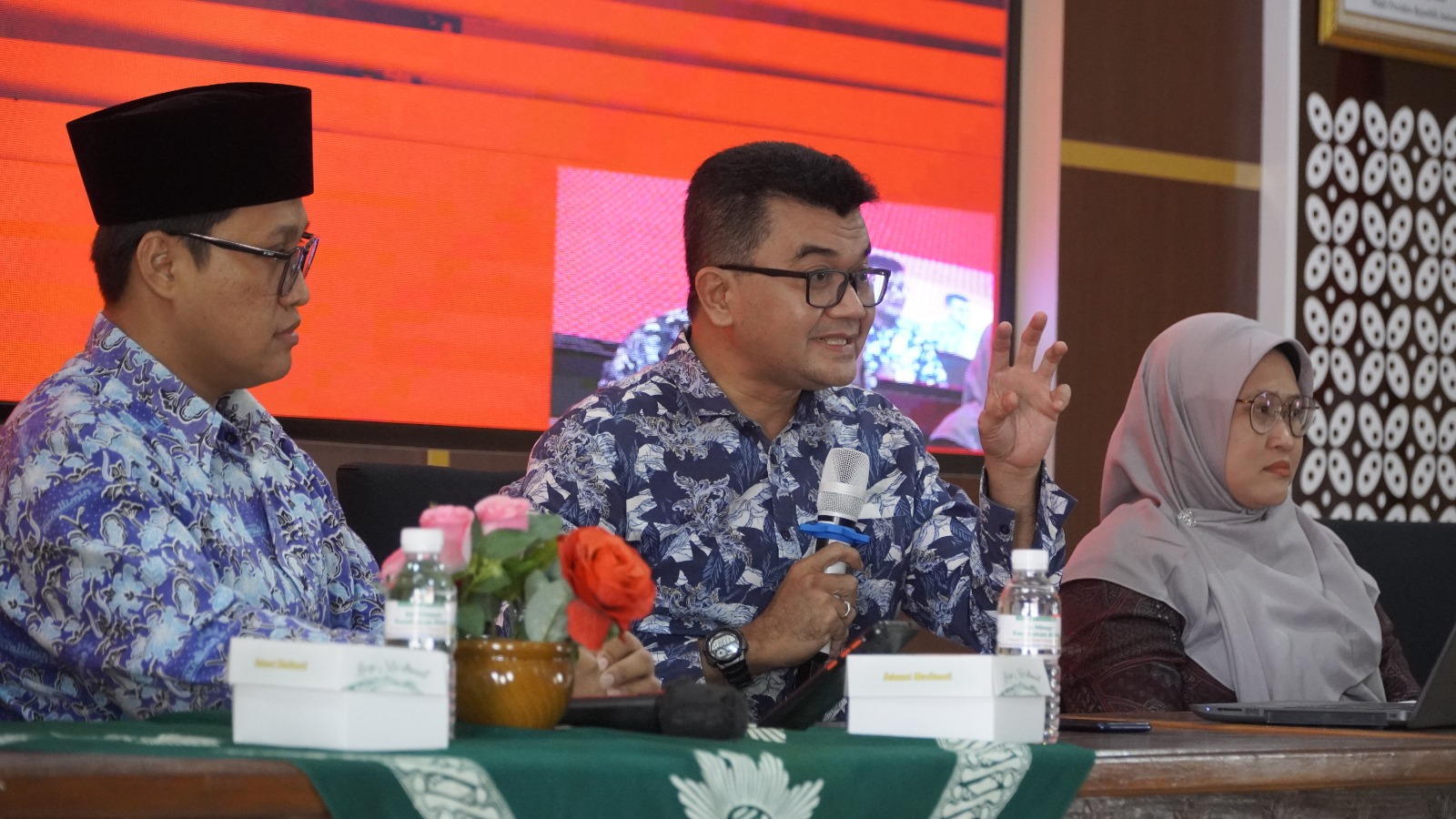 Webinar Parenting yang digelar Madrasah Mu