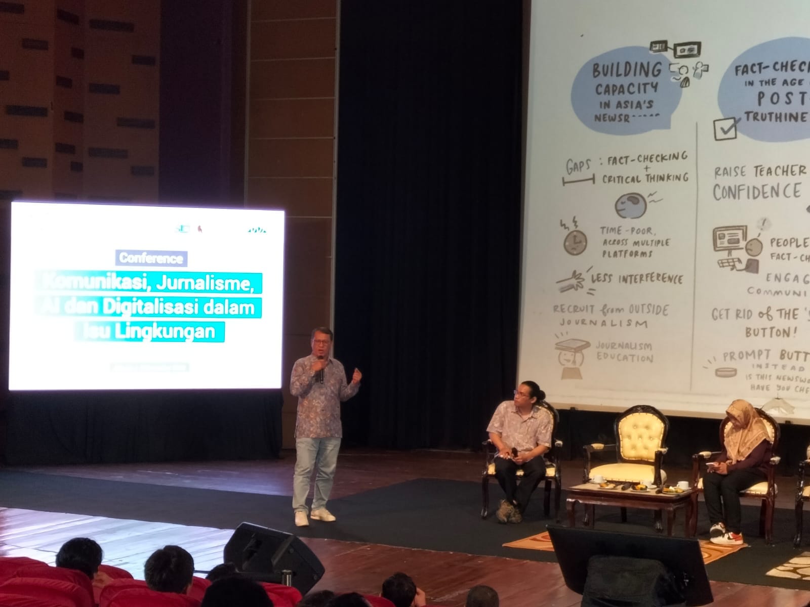 PEDULI: Society of Indonesia Environmental Journalists (SIEJ) membahas berbagai isu seperti kelautan, transisi energi, dan sampah perkotaan. (Dok SIEJ)