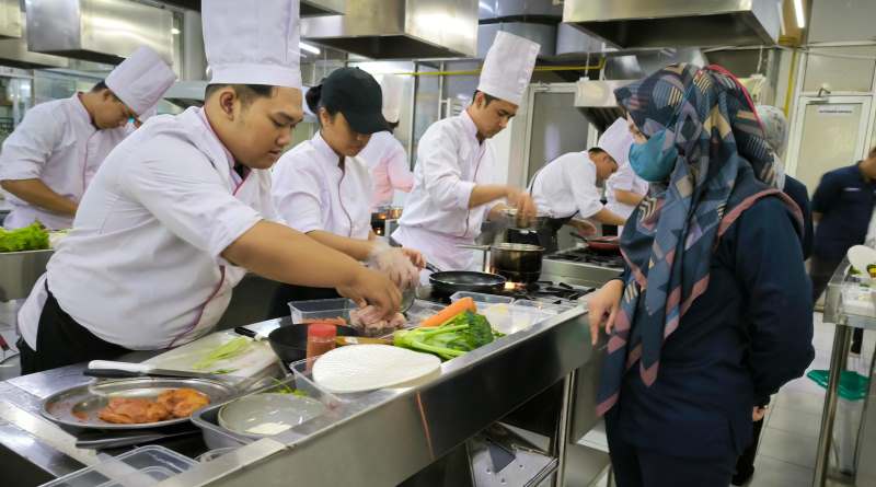 Uji kompetensi STIPRAM Jogja/ Wulan Yanuarwati  - Radar Jogja