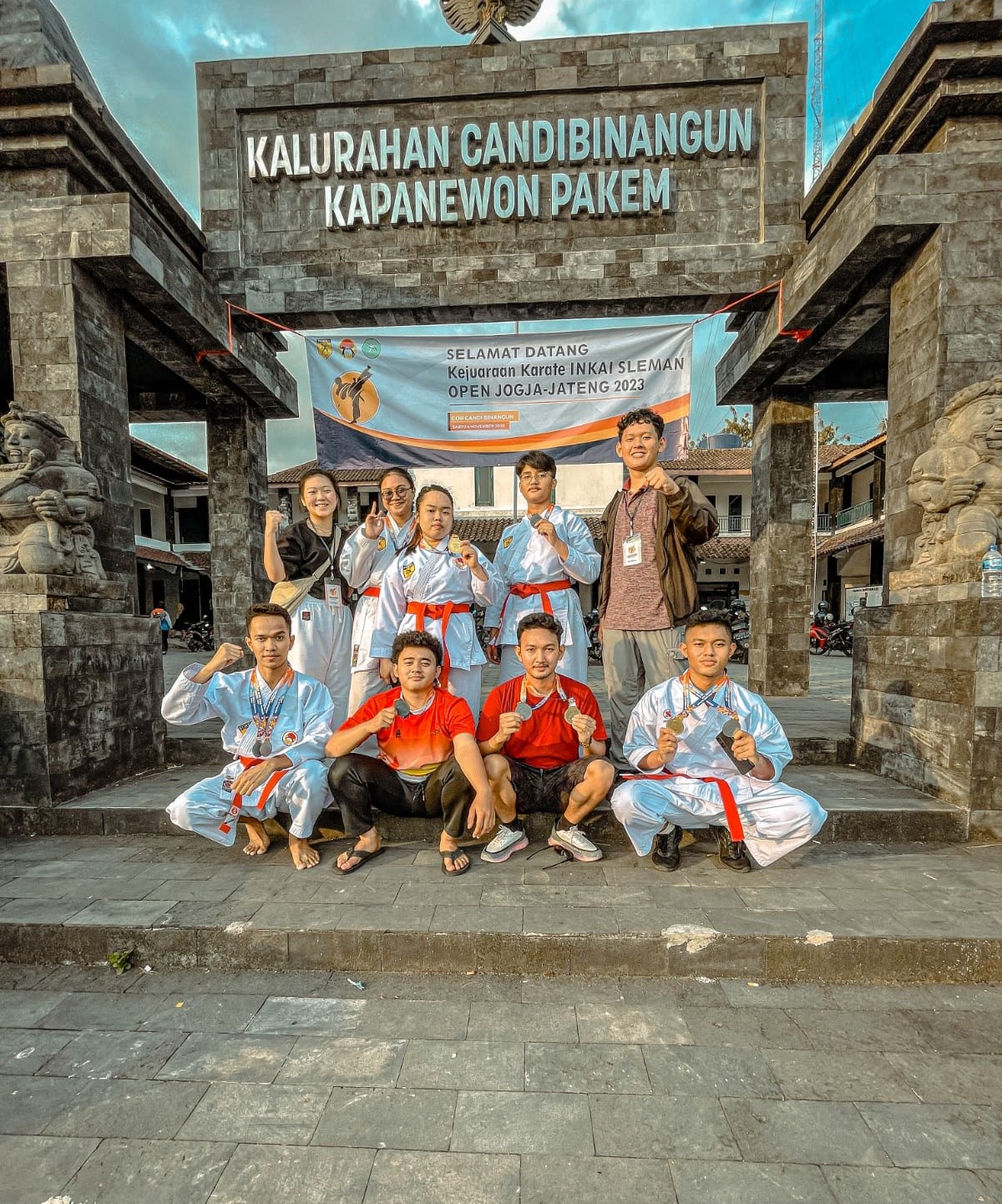 KARATE: Mahasiswa Universitas Atma Jaya Yogyakarta (UAJY) meraih 3 medali emas dan 7 medali perunggu dalam Kejuaraan Karate Inkai Sleman Open. (ISTIMEWA)