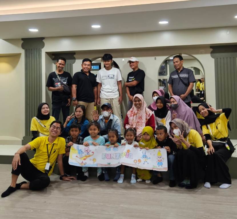 PIKNIK: Yayasan Pita Kuning Anak Indonesia (Pita Kuning) berkolaborasi dengan Queen City Mall Semarang menyelenggarakan Piknik Edukatif bagi anak dengan kanker Pita Kuning Jogjakarta. (ISTIMEWA)