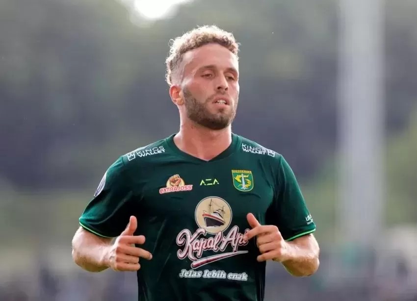 Begini respon Ze Valente setelah Persebaya lepas tiga pemain./Angger Bondan/Jawa Pos