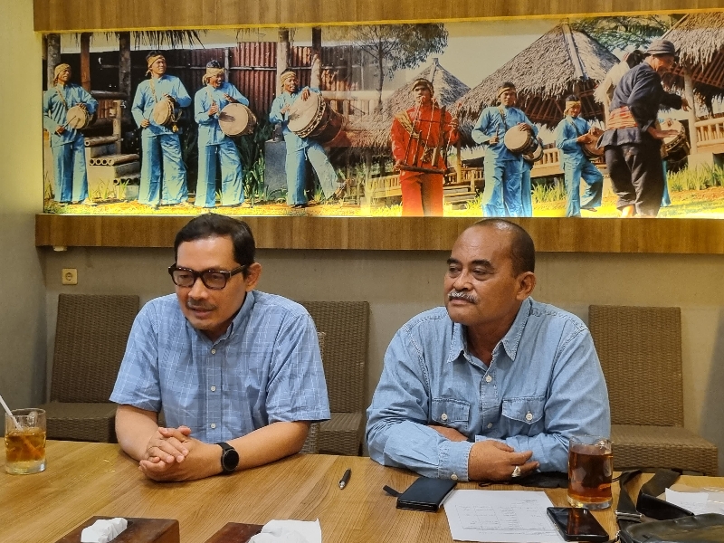 SIAP: Y. Sri Susilo (kanan). (Fahmi Fahriza/Radar Jogja)