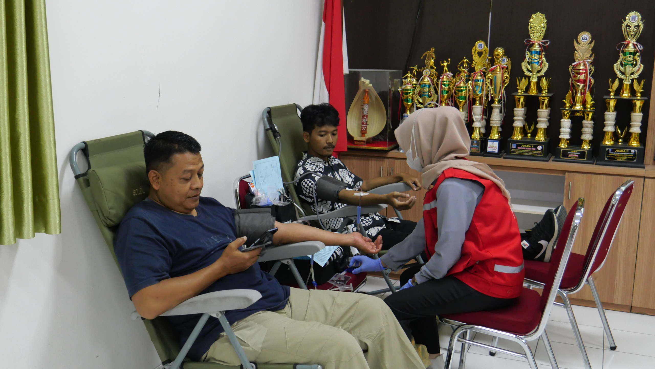 Aksi sosial donor darah yang digelar sebagai bagian dari perayaan HUT ke-14 RSUD Prambanan Sabtu (18/11)