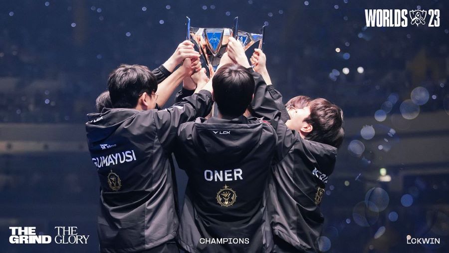 Kemenangan Spektakuler T1 di Kejuaraan LoL Worlds. (Twitter/@Asley Kang)