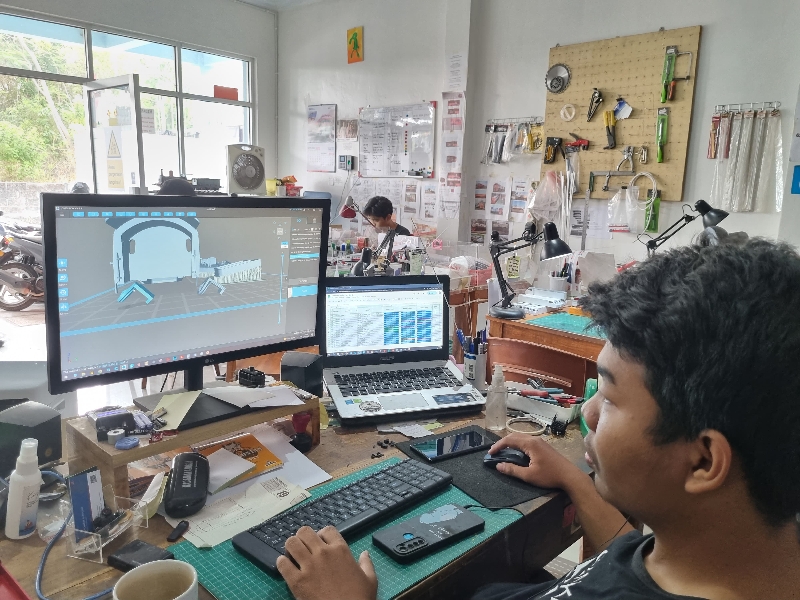 KREATIF: Ilustrasi foto karya seni miniatur kereta api dari UMKM Medarrie Works. (Fahmi Fahriza/Radar Jogja)