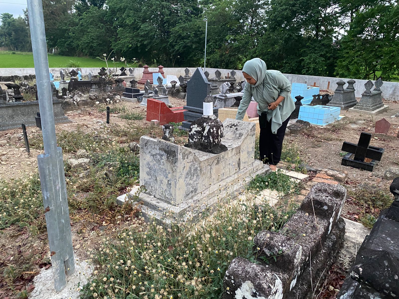 ZIARAH: Makam Ki Nolobondho yang berada di Makam Watu Gong Dusun Kebondalem. (Agung Dwi Prakoso/Radar Jogja)