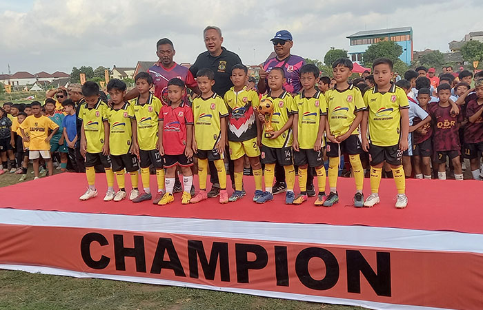 APRESIASI: Penutupan turnamen nasional sepak bola usia dini bertitel Dream Come True (DCT) Keluarga Besar Putra Putri Polri (KBPP Polri) Cup 2023 di Lapangan Kenari, Kota Jogja,(26/11).