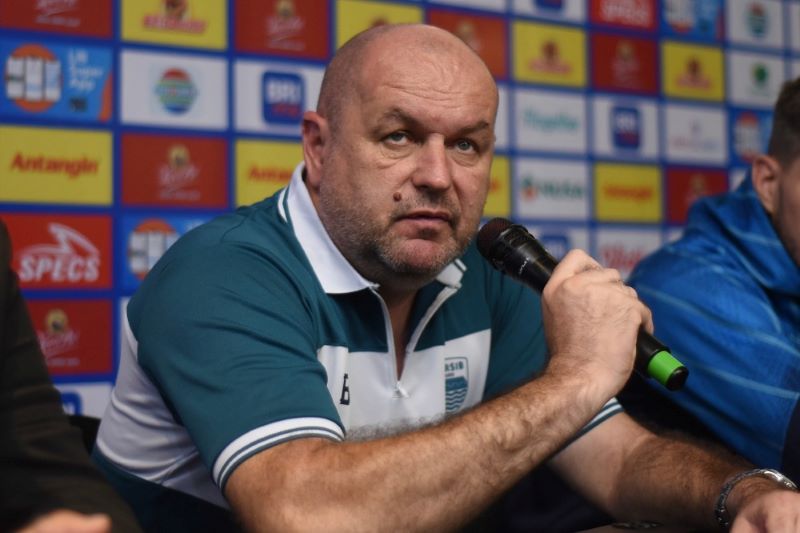 Bojan Hodak bertekad lanjutkan tren positif Persib Bandung. (dok LIB)