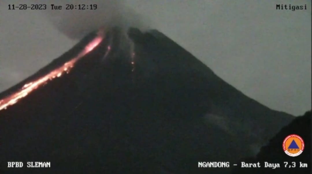 Guguran lava Gunung Merapi (dokumentasi BPBD Sleman)