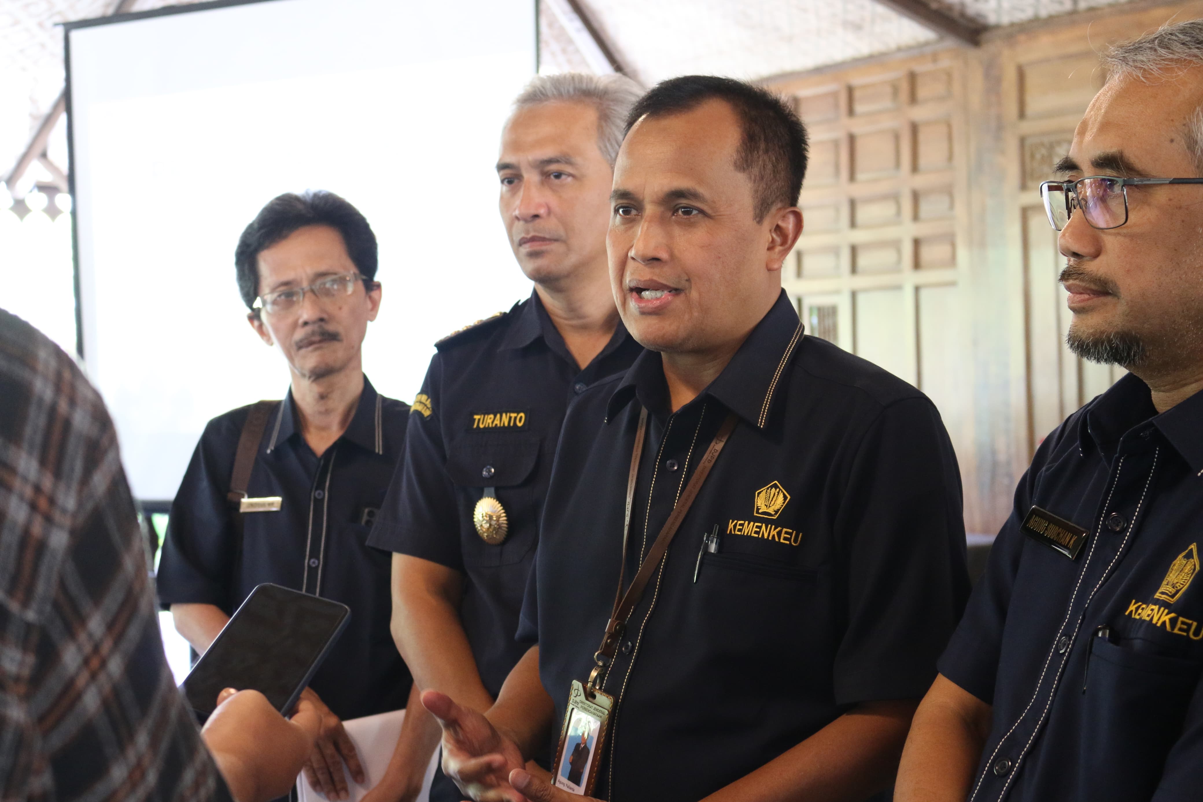 TUMBUH:  Kepala Kanwil Ditjen Perbendaharaan (DJPb) DIY Agung Yulianta. (Fahmi Fahriza/Radar Jogja)