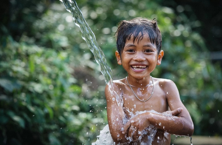 SEGAR: Ilustrasi anak-anak yang sedang mandi.(Jawapos)