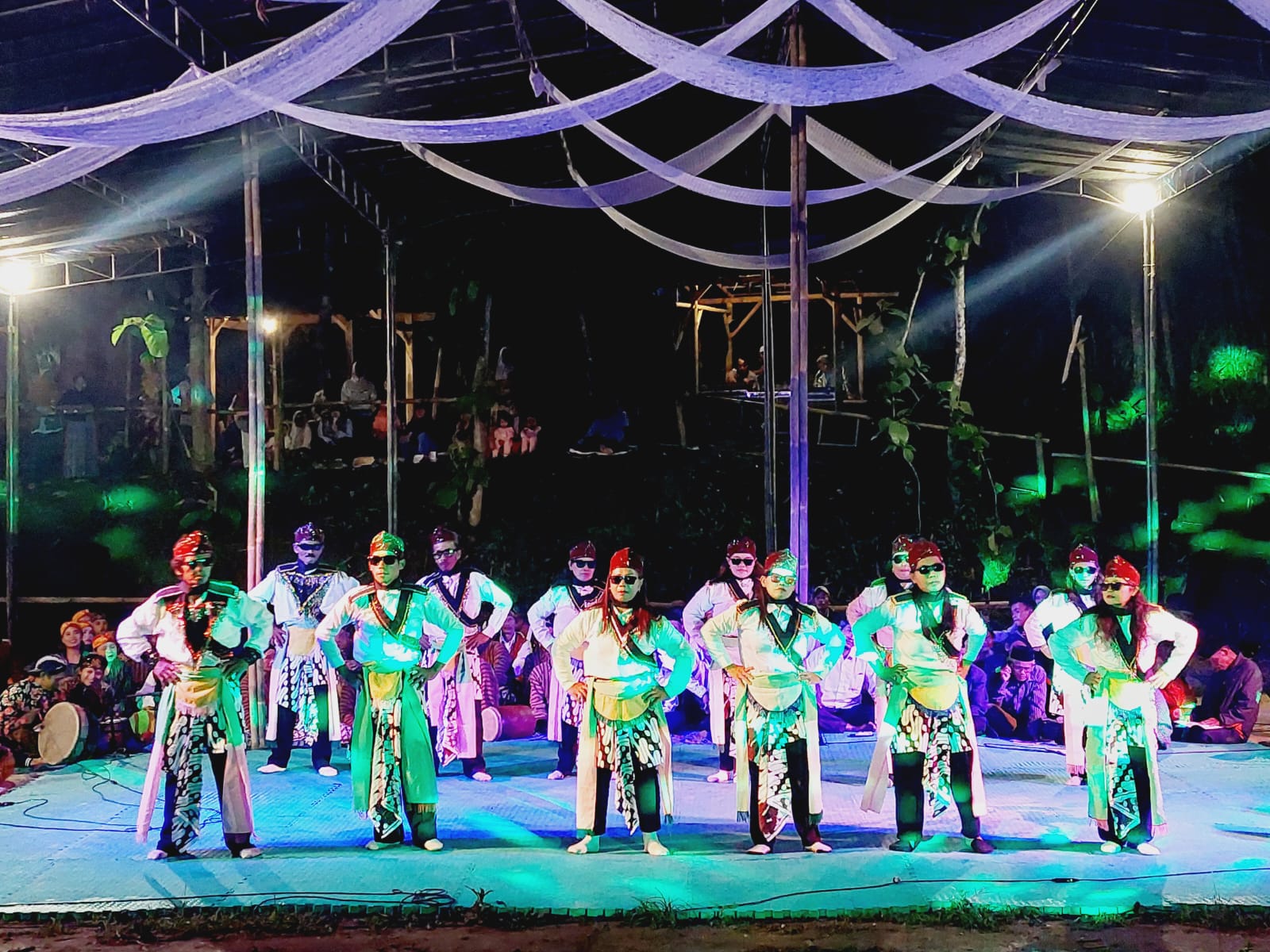MERIAH: Rangkaian festival Kampung Tani di Giritengah, Borobudur berlangsung meriah. Termasuk menampilkan kesenian Gatholoco dari beberapa desa. (Dok: Adri untuk Radar Jogja)