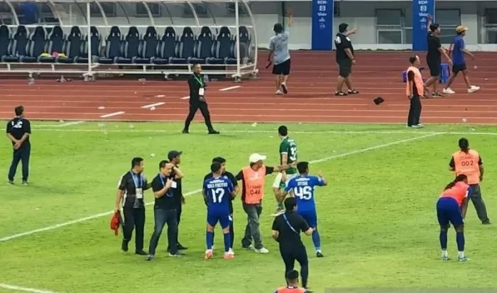 Yoyok Sukawi dapat 8 jahitan buntut kericuhan suporter PSIS vs PSS