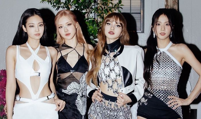 Foto : Instagram @blackpinkofficial ( momen member Blackpink di Coachella 2023)