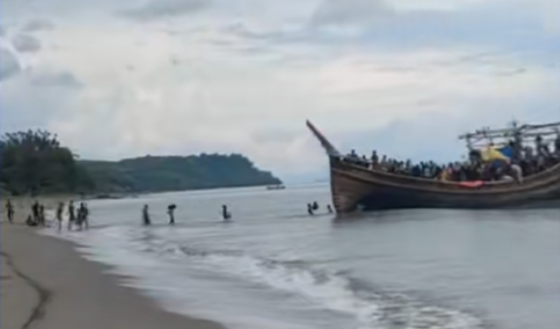 Etnis Rohingya berduyun-duyun datang ke perairan Aceh. (TikTok/@acehvideo.tv)