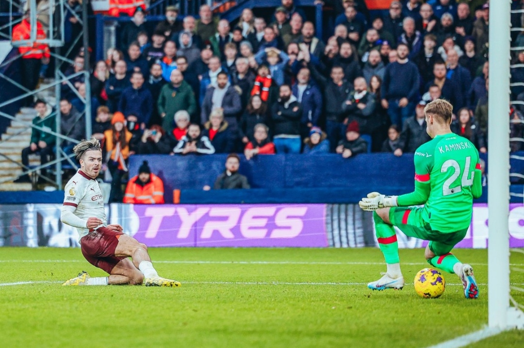 Manchester City sukses raih kemenangan atas Luton Town dengan skor 2-1 (manchester city)