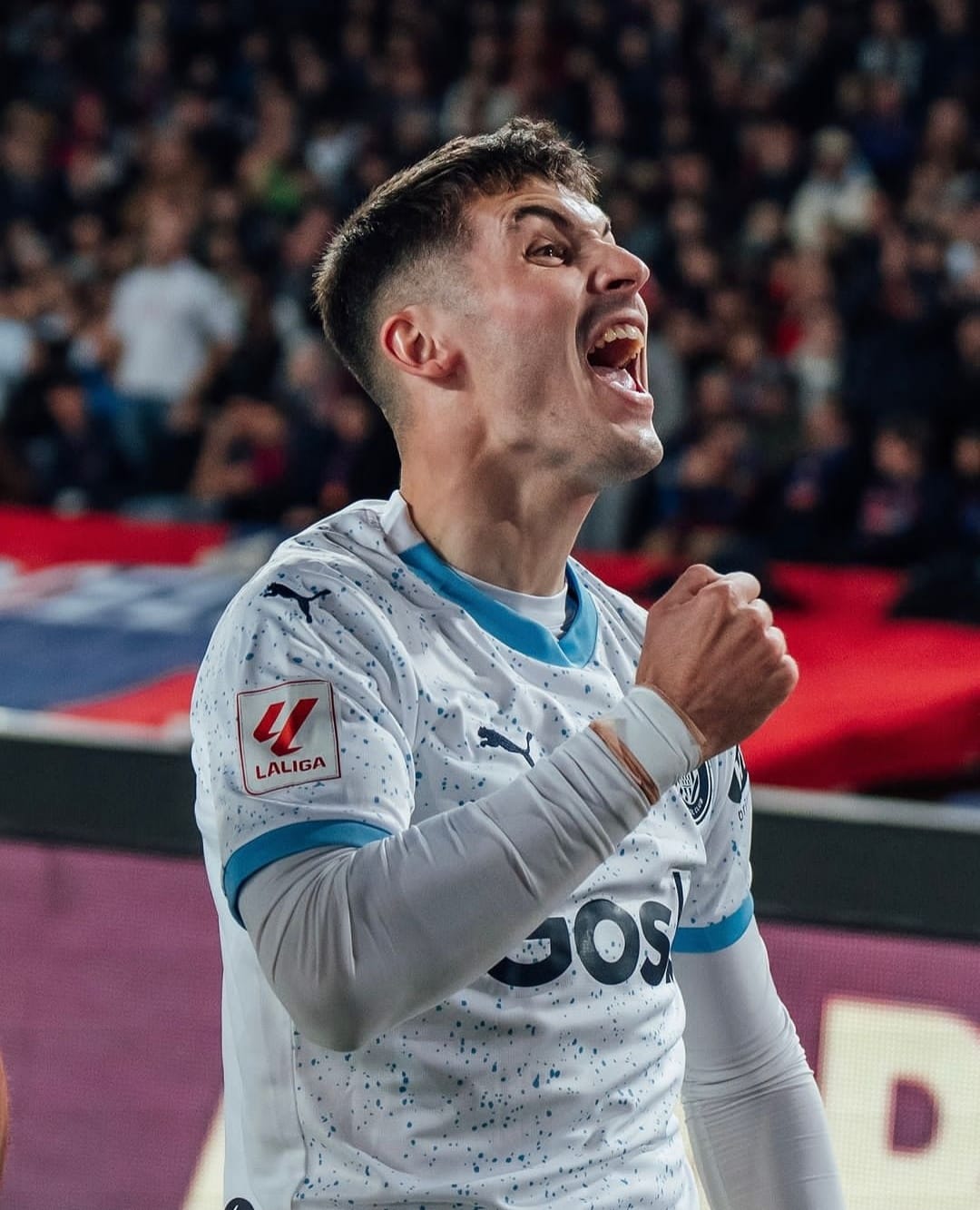 Kalahkan Barcelona 4-2, Girona rebut puncak klasemen (ig gironafc)