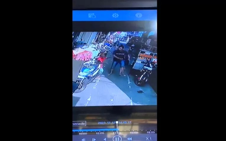 Potongan rekaman video CCTV ayah menganiaya anak kandung hingga tewas