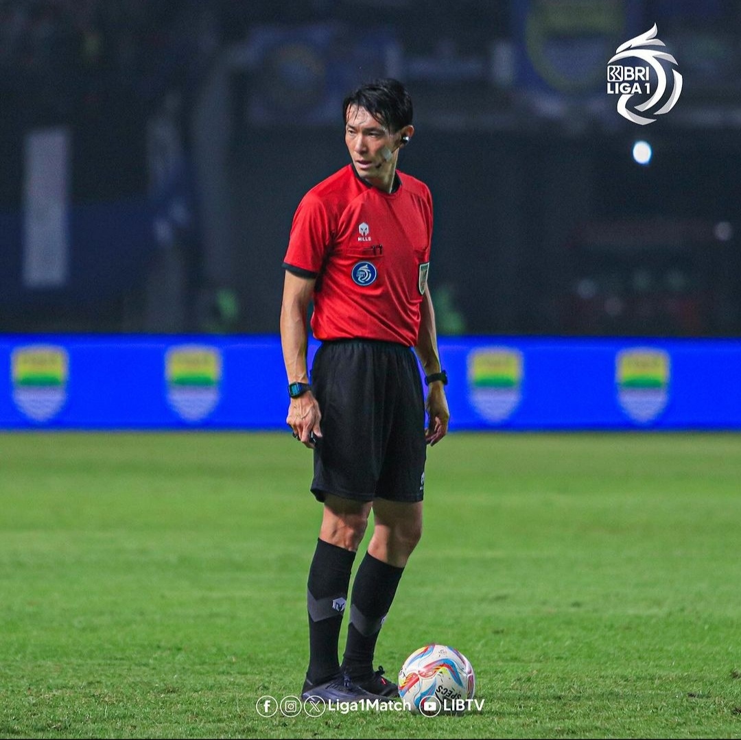 Wasit asel Jepang, Futhosi Nakamura (liga1match)