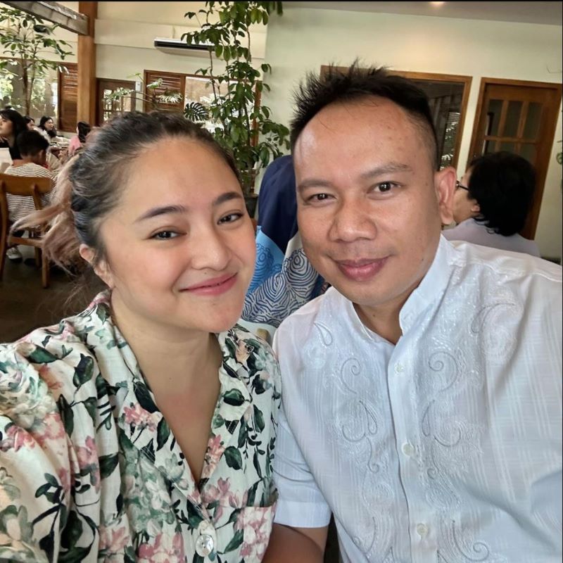 Potret kedekatan Vicky Prasetyo dan Marshanda. (Instagram/ @marshanda99)